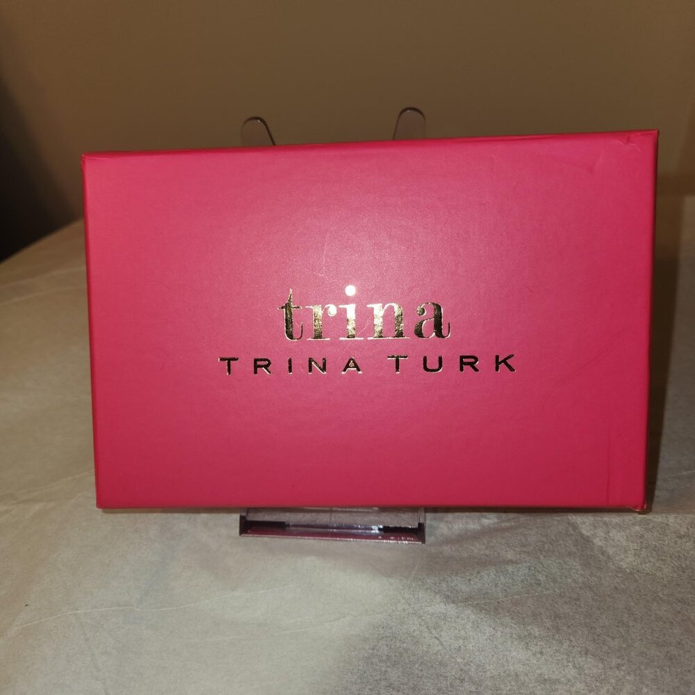Trina Turk smaller wallet NWOT - Picture 3 of 3